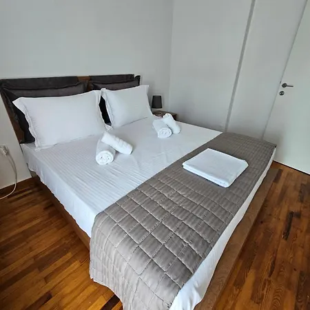 Koukoufli Penthouse 2bds *