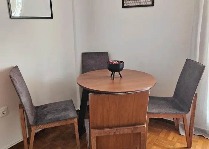 Koukoufli Penthouse 2bds * 塞萨洛尼基