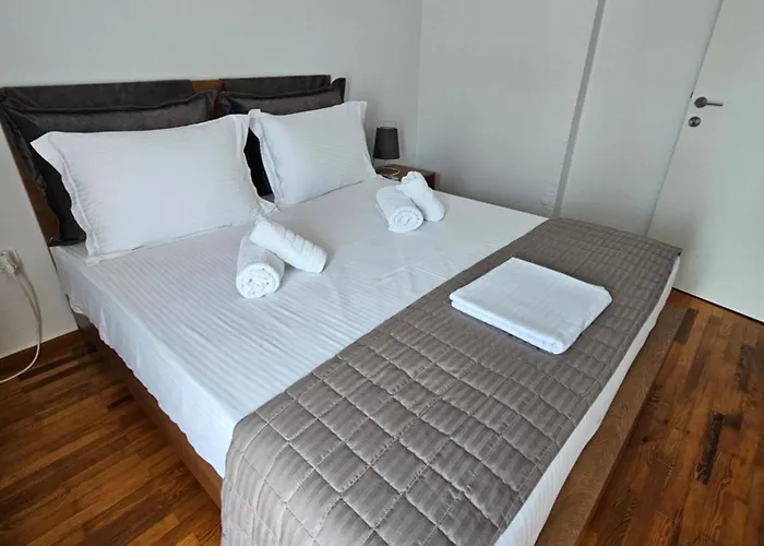 Koukoufli Penthouse 2bds *