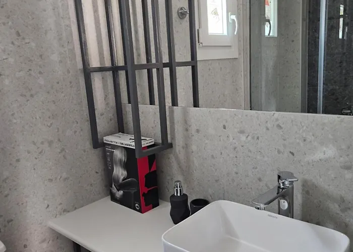Koukoufli Penthouse 2bds *